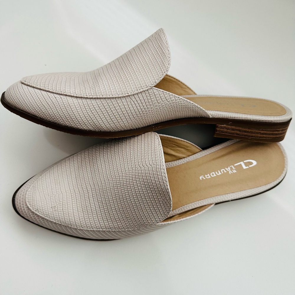 Chinese Laundry mules. Size 10/41